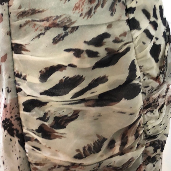 Dress - Picture 4 of 8